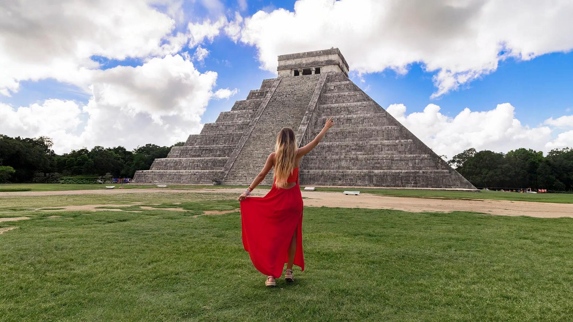 Chichén Itzá and Cenote Tour